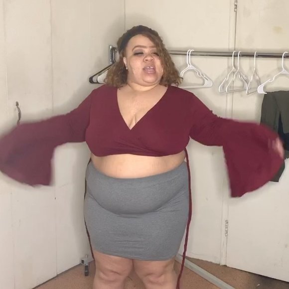 plus size flowy crop top